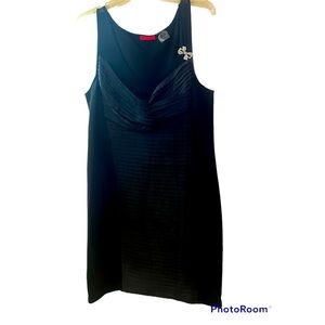 LINQ BLACK PLEATED DRESS